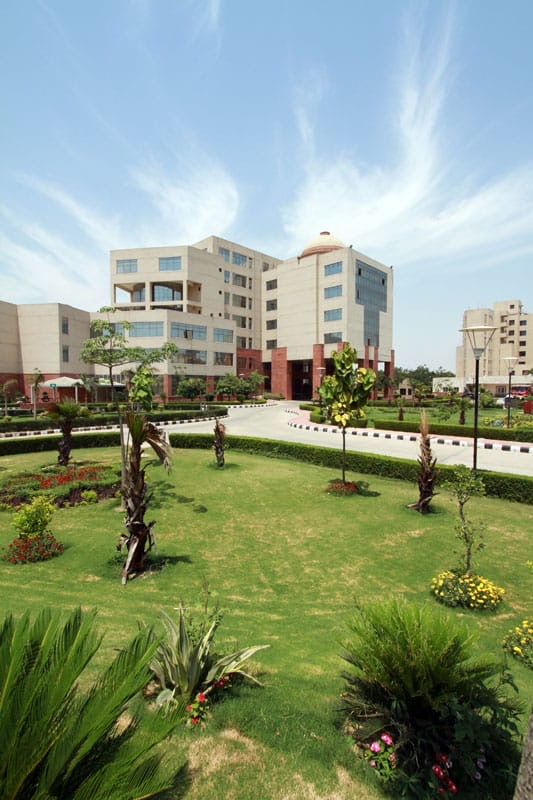 NLU Delhi academic block & gardens